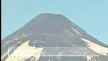 Le volcan Villarrica au Chili se réveille à nouveau
