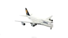 Сборная модель Revell "Самолет Boeing 747-8 Lufthanca"