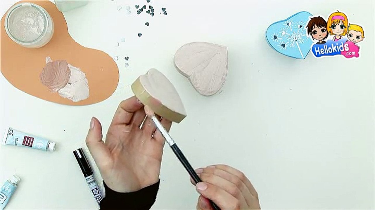 Wie man eine Schmuckdose zum Muttertag bastelt