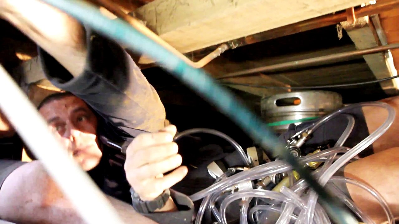 Guy finds his house plumbed with beer
