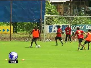 Selección inició entrenamientos con tres legionarios