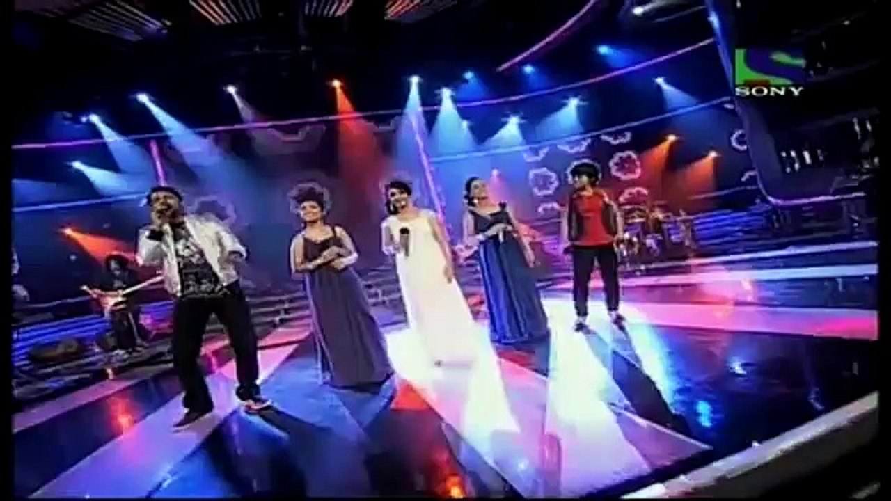 Geet Sagar, Sajda Sisters & Seema Jha do a medley- X Factor India - Episode 31 - 27th Aug 2011