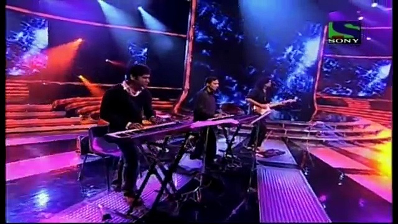 Geet Sagar's Mash-up on Sukhwinder Singh's hits- X Factor India - Episode 31 - 27th Aug 2011