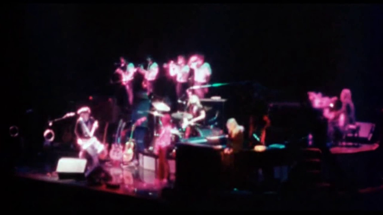 Paul McCartney & Wings - Let  Em In - Seattle 10 Junio 1976