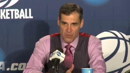 Villanova Cruises to Round of 32