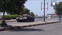 اقتتال جديد بين اليمنيين قرب مطار عدن يُخلِّف 13 قتيلا و24 جريحا