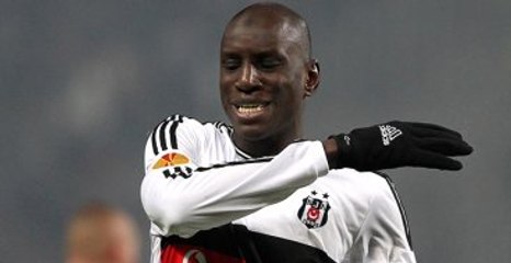 Demba Ba'dan Hakeme Eleştiri, Taraftara Sitem!