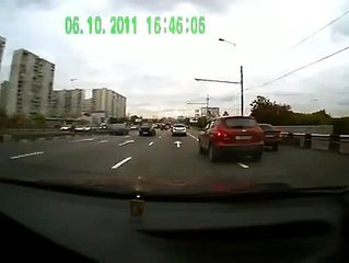 Автомания.Опасный пешеход Пешеход переходит Каширское шоссе