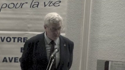 La conférence sur le cancer du Professeur Guiseppe Baldacci à Auxerre