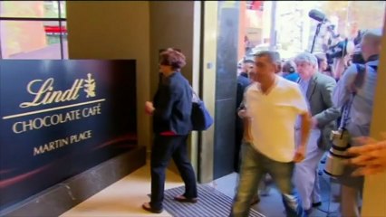 Réouverture du café de Sydney, théâtre d'une prise d'otages meurtrières en décembre 2014