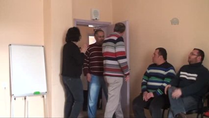 Tiyatro Yaparak Terapi Oluyorlar