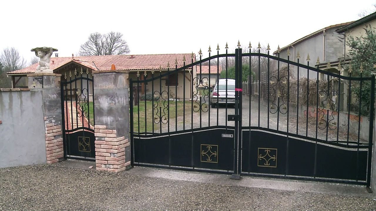 Cinq corps de bébés découverts dans une maison