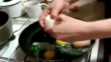 Dev Yumurtanın İçinden Başka Yumurta Çıktı!