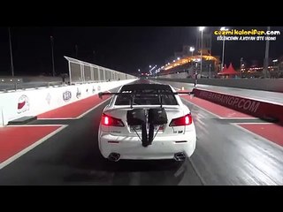 Drag Yarışında Balon Gibi Uçan Araba