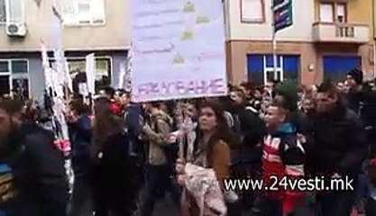 REAKCII ZA SREDNOSKOLSKI PROTESTI