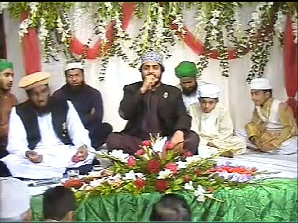 Qaseeda Burda Sharif with Ala Hazrat Kalam Hafiz Noor Sultan Naat by Dilymotion