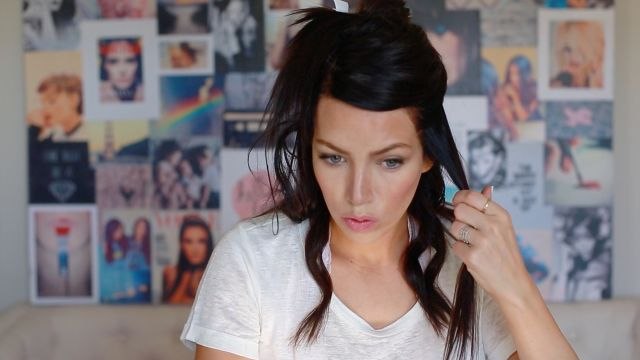 Allure Insiders - Maskcara's Wavy Hair Tutorial + Redken Giveaway