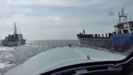 Marmara Denizi'ndeki Kaçakları Taşıyan Gemiye Operasyon