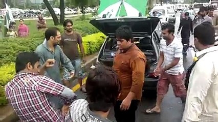 ajmal Bhatti & frinds dance 2013 Islambad blue ayra