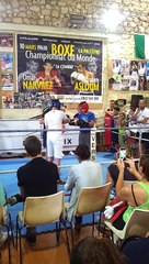 je sai pas un like stp