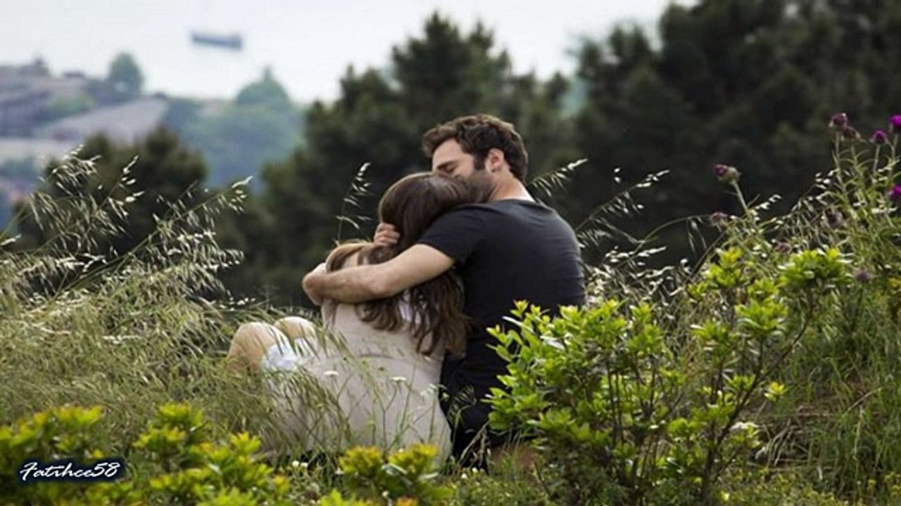 Evlerinin Önü Yonca - Nermine Memedova & Sinan Seid