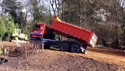 Truck Unload Failed - Crazy  !