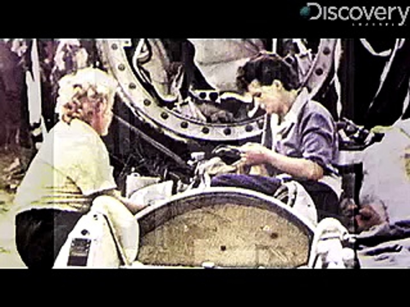 ⁣Top 5 Science Conspiracies, Theories and Hoaxes