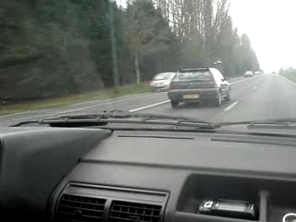 Civic EC9 vs 205 GTI 1.6