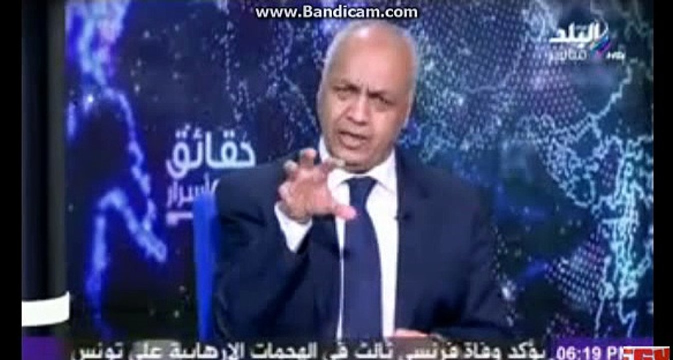 شاهد كيف أهان ظابط المرور  الانقلابى مصطفى بكرى