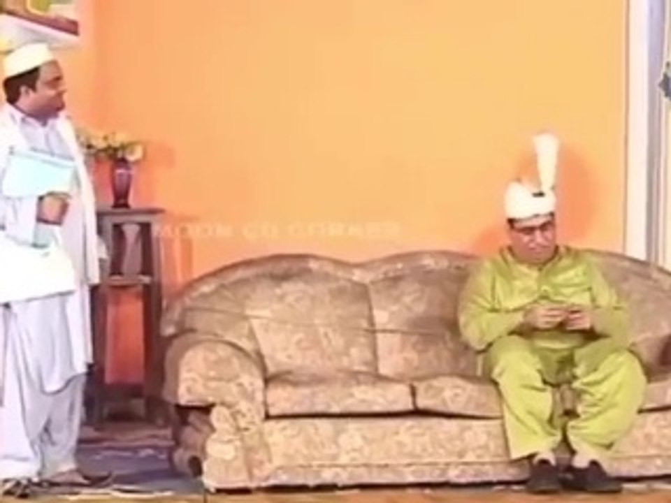 Stage Drama Full Comedy Nasir Chinyoti & Qaiser Piya & GulFaam Video 83