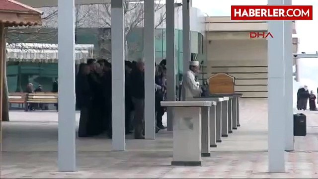 Malatya Cezaevinde Öldürülen Kadının Cenazesi Malatya'ya Getirildi Ek