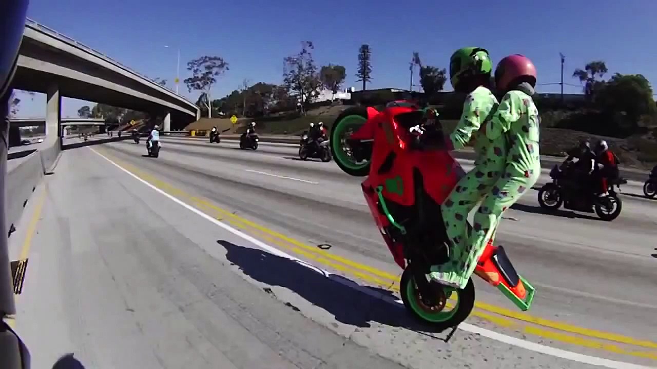 Motorcycle Stunts Show on freeway INCREDIBLE MOMENTS