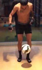 Neymar, İç Çamaşırıyla Şov Yaptı