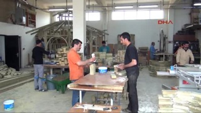 Kahramanmaraş - Mahkumlar, Ormanlara Piknik Masası ve Kamelya Yapıyor