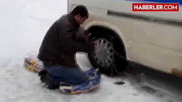 Kar Yağışı ve Tipi Ulaşımı Aksatıyor