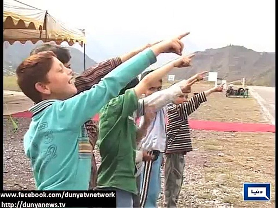 Dunya News - Azad Kashmir: Para-gliders, motor-gliders fly over mountains