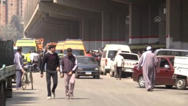 Mısır'da Trafik Kazası: 12 Ölü (2)