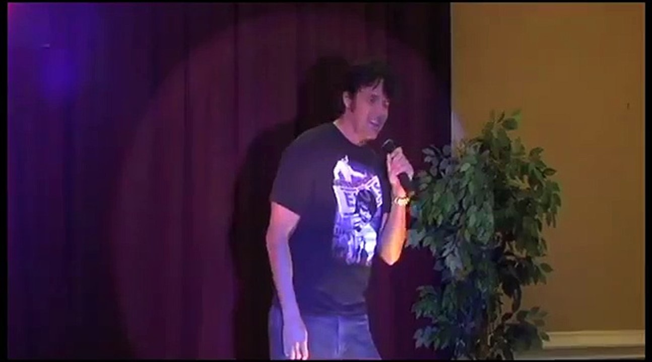 Terry Padgett sings You Don't Have To Say You L...
