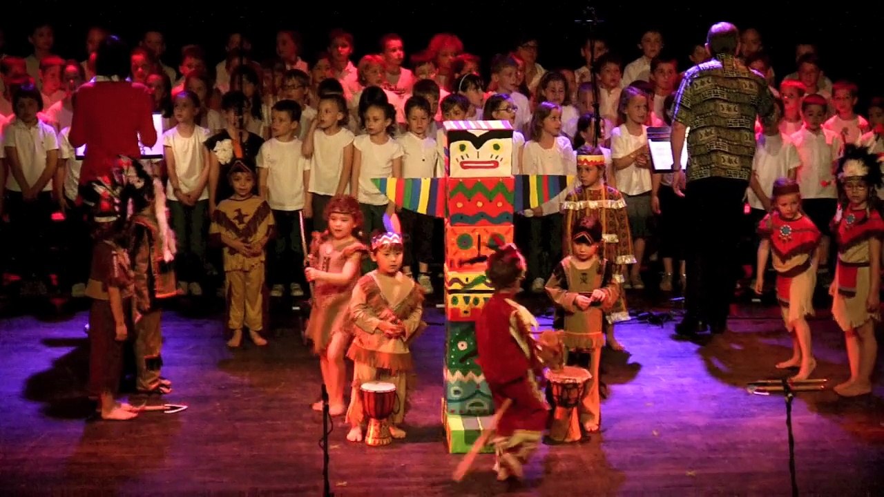 Ecole en choeur académie de Limoges: la chanson des indiens Ensemble scolaire Edmond MICHELET Brive la Gaillarde élèves de la grande section au CE1 site Jeanne d'Arc