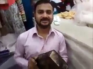 qudrat ka karishma sab jal gaya per pak kitab quran e pak sab k samne subhan ALLAH
