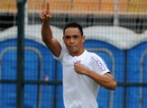 Com golaço de Ricardo Oliveira, Santos bate Audax no Pacaembu
