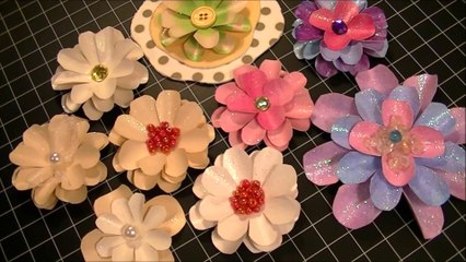 How to Make Paper Flowers for Your Scrapbook