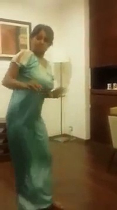 WhatsApp funny videos Girl Item Dance