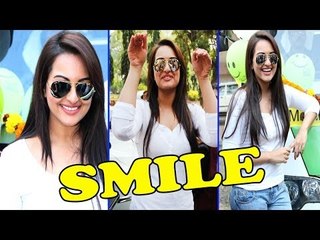 Sexy Sonakshi Sinha Launch Mobile Hospital Van "SMILE''
