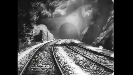 The Kiss in the Tunnel (George Albert Smith, 1899)