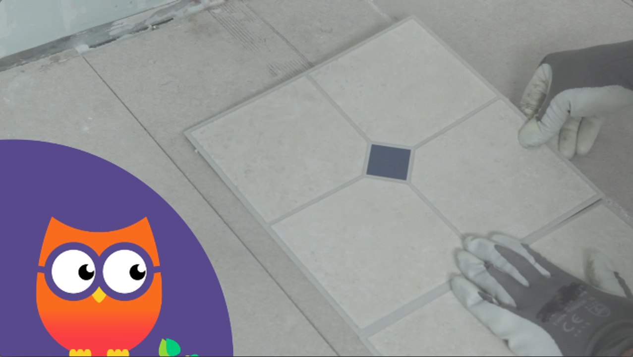 Comment poser des dalles PVC adhésives (Ooreka.fr)