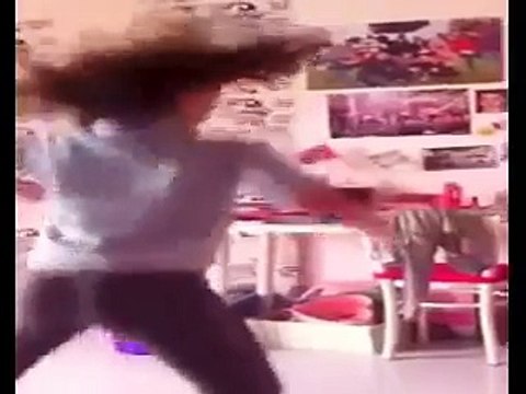 رقص منازل رقص بنوتا حلوة ومثيرة جدا تهز الموخره بطريقة مثيرة جدا