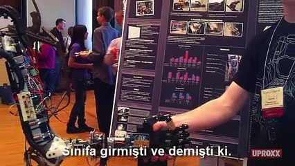 İnsanlığa Örnek Olacak Bir Genç! Helal OLSUN!!