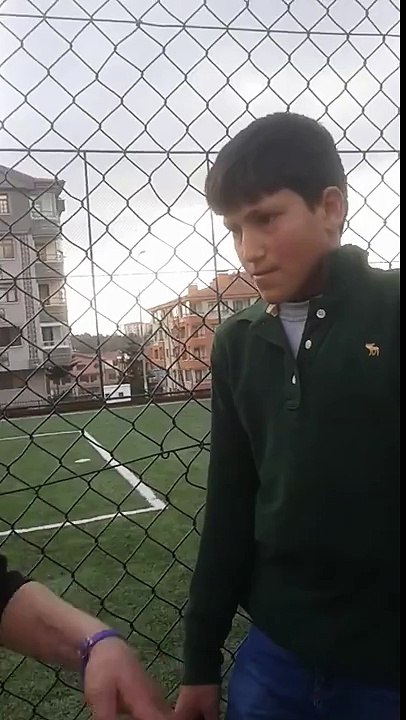 Kaşınırsam Hamama Giderim Sana mı Gelirim.  Kız - Erkek Kavgası