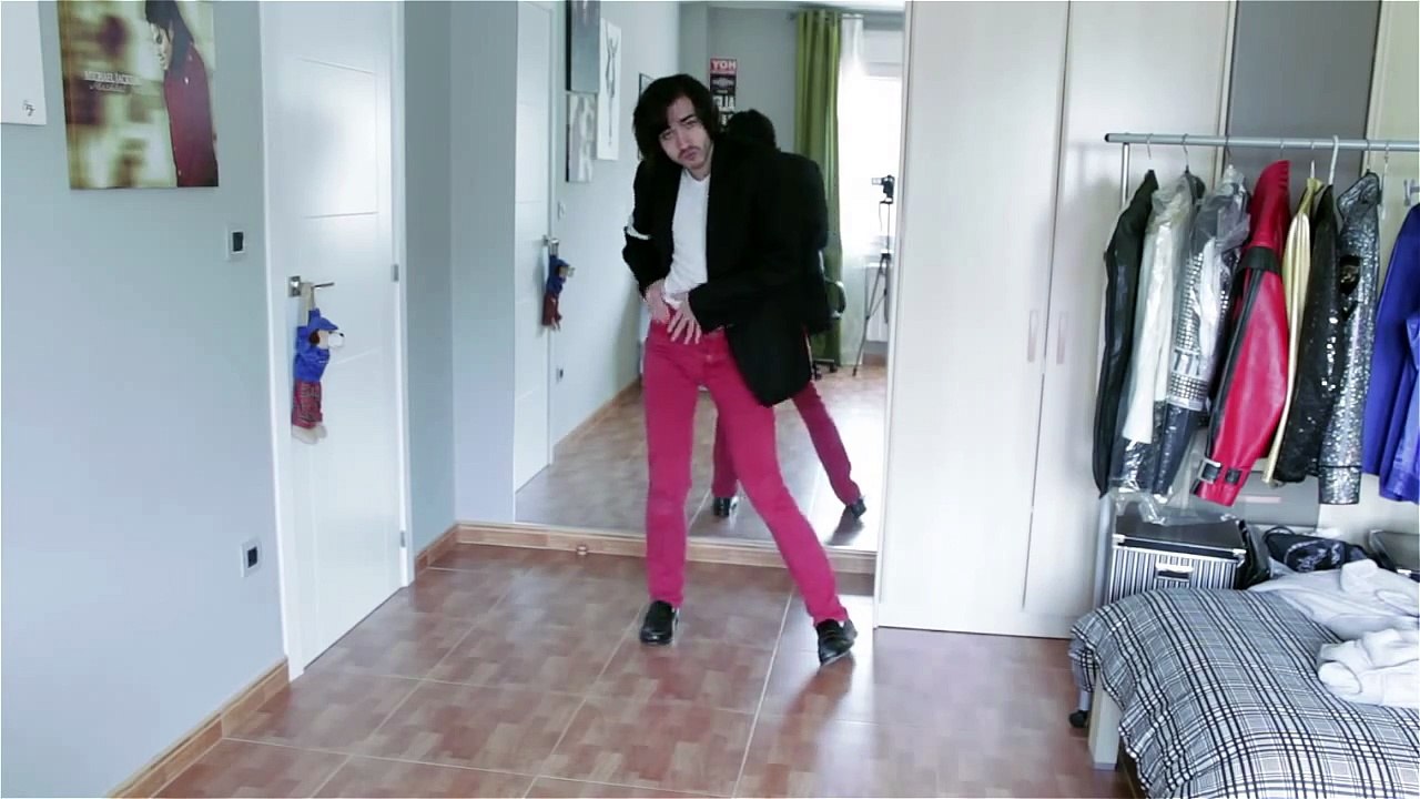 How to Dance Like Michael Jackson - Move Set 1: Leg Shuffle | Kick - MJ Dance Lesson